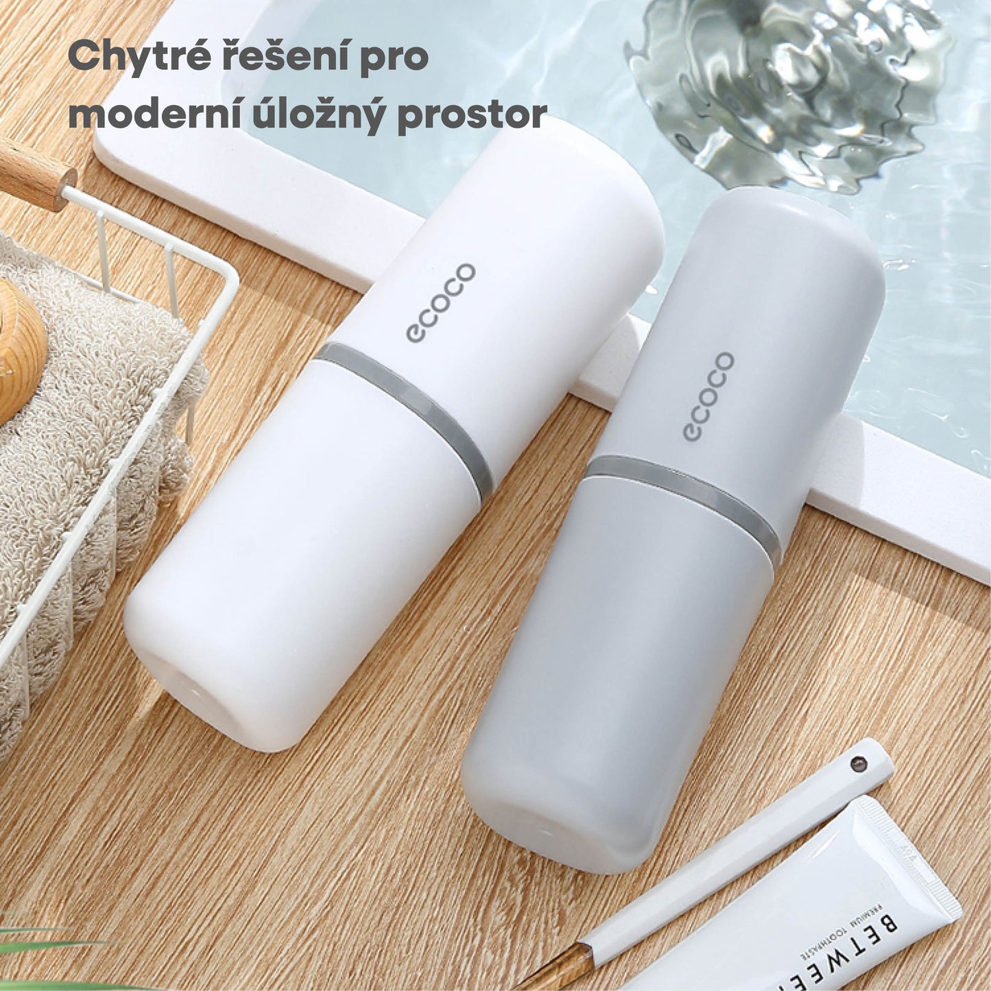 Přenosné pouzdro na zubní kartáčky a pastu