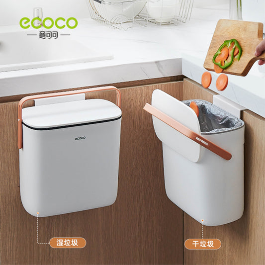 Závěsný koš na odpadky