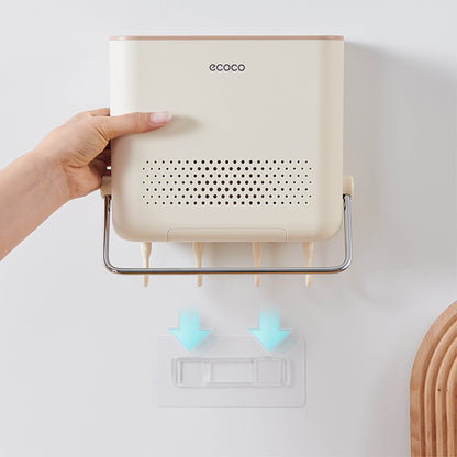 Nástěnný držák na příbory