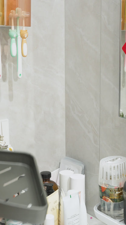 Rohová police do koupelny