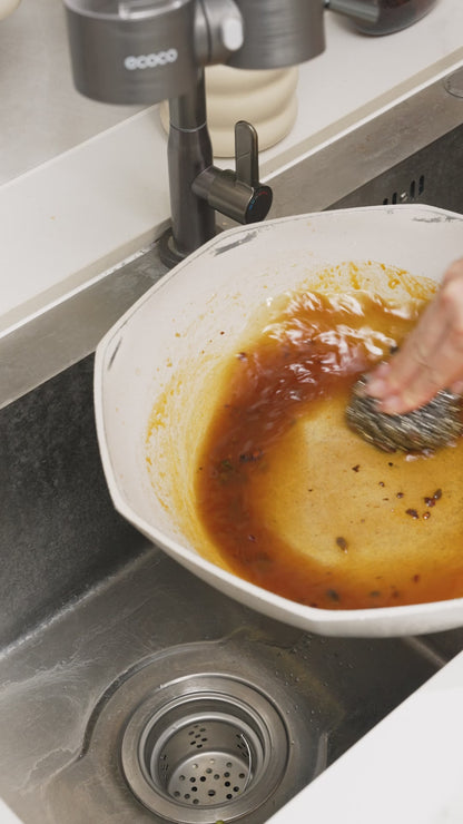 Sada dvou kartáčů na nádobí